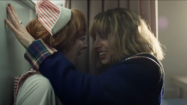 Robin and Vickie Kiss Scene – Stranger Things Season 5